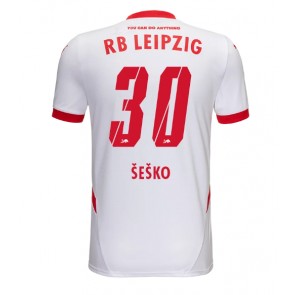 Billiga RB Leipzig Benjamin Sesko #30 Hemmatröja 2024-25 Kortärmad